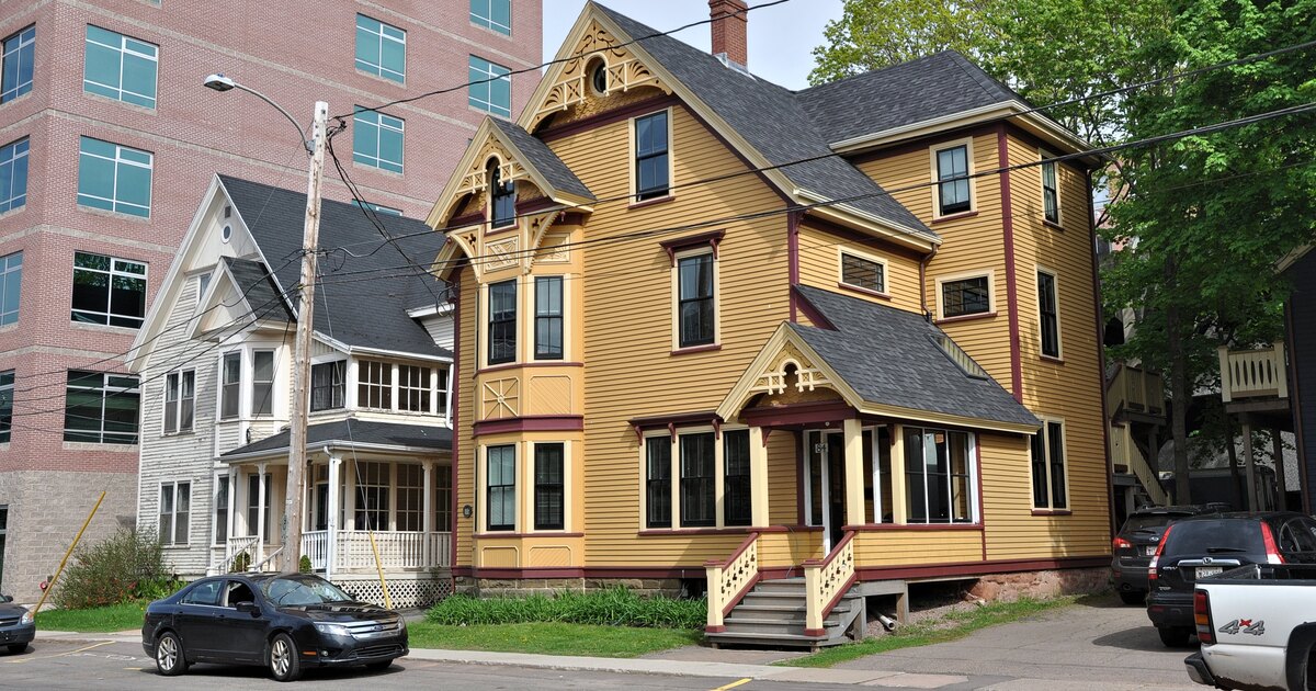 Older Maritime multi-unit home converted to apartments